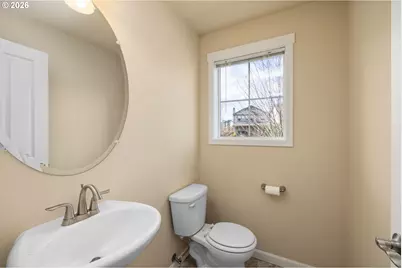 28528 SW Dundee Ln, Wilsonville, OR 97070 - Photo 17