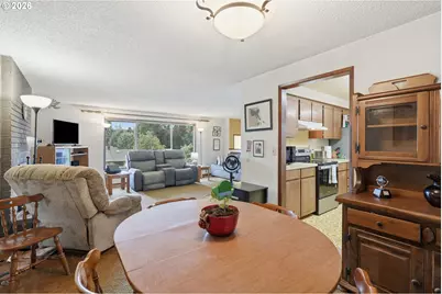 1016 NE 126th St, Vancouver, WA 98685 - Photo 9