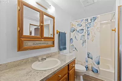 1999 Jansen Way #6, Woodburn, OR 97071 - Photo 13