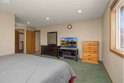 2795 NE Lorie Dr, Hillsboro, OR 97124 - Photo 23