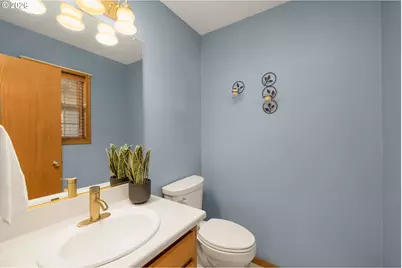 2795 NE Lorie Dr, Hillsboro, OR 97124 - Photo 19