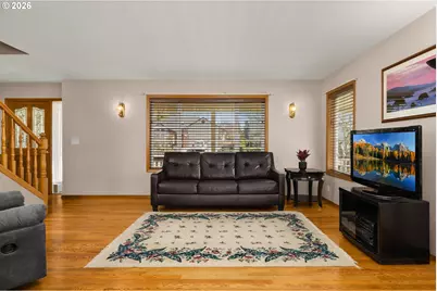 2795 NE Lorie Dr, Hillsboro, OR 97124 - Photo 3