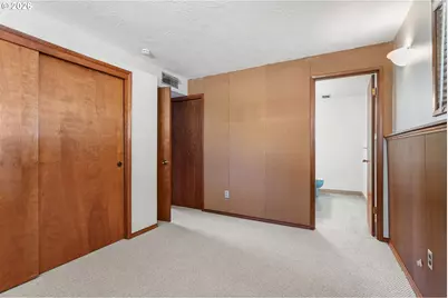 13529 SE Taylor Ct, Portland, OR 97233 - Photo 29