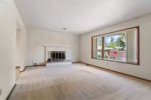 13529 SE Taylor Ct, Portland, OR 97233 - Photo 3