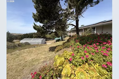 24195 Carpenterville Rd, Gold Beach, OR 97444 - Photo 47