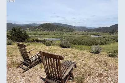 24195 Carpenterville Rd, Gold Beach, OR 97444 - Photo 21
