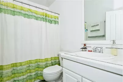 2533 NW Stimpson Ln, Portland, OR 97229 - Photo 23