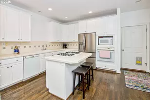 2533 NW Stimpson Ln, Portland, OR 97229 - Photo 9