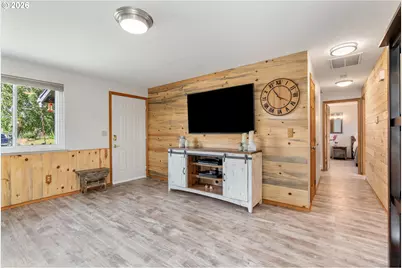 130 E 21st St, Goldendale, WA 98620 - Photo 5