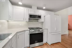 31505 SW Country View Ln, Wilsonville, OR 97070 - Photo 9