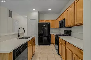 1037 SW 18th Way, Troutdale, OR 97060 - Photo 11