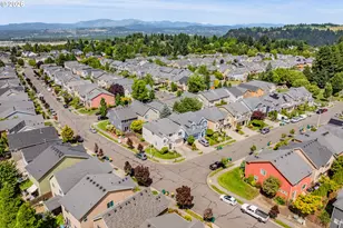 1037 SW 18th Way, Troutdale, OR 97060 - Photo 39