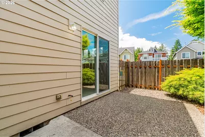 1037 SW 18th Way, Troutdale, OR 97060 - Photo 33