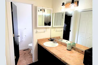 1708 Jasper Ave, Sutherlin, OR 97479 - Photo 15