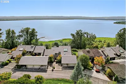 8816 NW Lakeshore Ave, Vancouver, WA 98665 - Photo 35