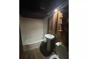 275 W 37th Ave, Eugene, OR 97404 - Photo 17