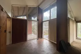 275 W 37th Ave, Eugene, OR 97404 - Photo 9