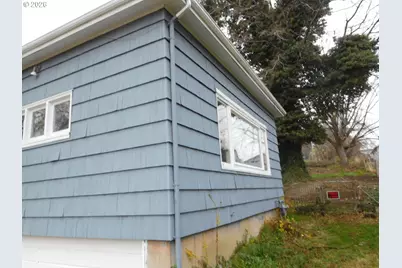 110 N Broad St, Weston, OR 97886 - Photo 3