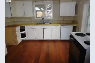 110 N Broad St, Weston, OR 97886 - Photo 21