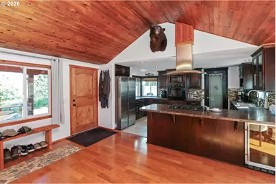28884 Hillaire St, Eugene, OR 97402 - Photo 9