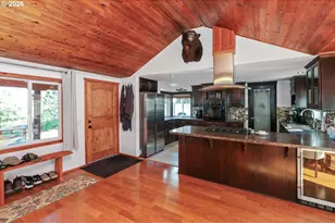 28884 Hillaire St, Eugene, OR 97402 - Photo 9