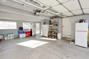 28884 Hillaire St, Eugene, OR 97402 - Photo 21