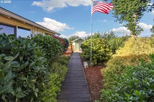 28884 Hillaire St, Eugene, OR 97402 - Photo 29