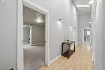 1271 Arcadia Dr, Eugene, OR 97401 - Photo 17