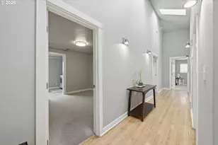 1271 Arcadia Dr, Eugene, OR 97401 - Photo 17