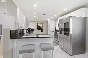 1271 Arcadia Dr, Eugene, OR 97401 - Photo 13