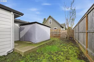 1271 Arcadia Dr, Eugene, OR 97401 - Photo 31
