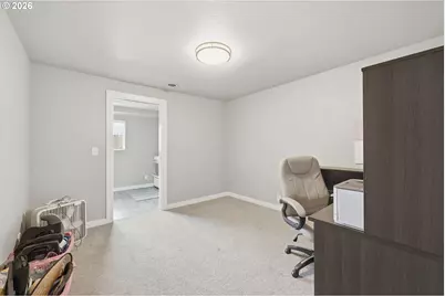 1271 Arcadia Dr, Eugene, OR 97401 - Photo 29