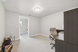 1271 Arcadia Dr, Eugene, OR 97401 - Photo 29