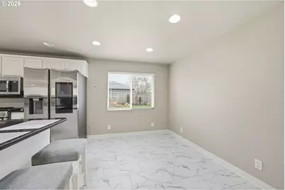 1271 Arcadia Dr, Eugene, OR 97401 - Photo 11