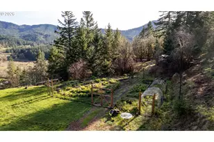 270 Sabrina Ln, Winston, OR 97496 - Photo 21