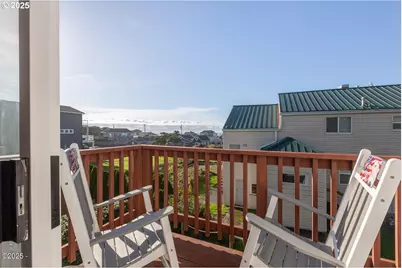 3461 NW Lee Ave, Lincoln City, OR 97367 - Photo 21