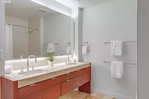 836 S Curry St, Portland, OR 97239 - Photo 17