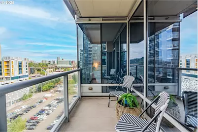 836 S Curry St #1206, Portland, OR 97239 - Photo 27