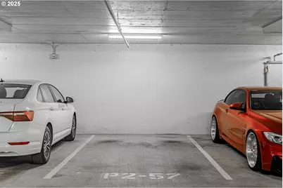 836 S Curry St #1206, Portland, OR 97239 - Photo 29