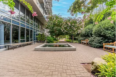 836 S Curry St #1206, Portland, OR 97239 - Photo 37