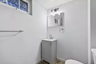 8301 NE Hassalo St, Portland, OR 97220 - Photo 25