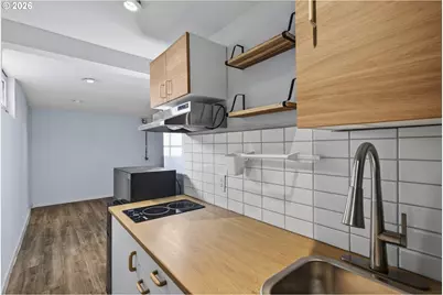 8301 NE Hassalo St, Portland, OR 97220 - Photo 19
