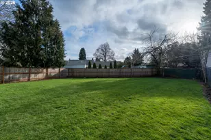 172 Norman Ave, Eugene, OR 97404 - Photo 3