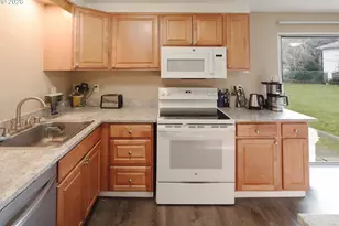 172 Norman Ave, Eugene, OR 97404 - Photo 5