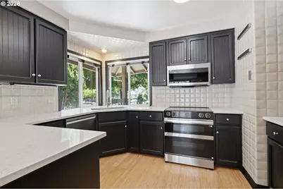 11618 SE McGillivray Blvd, Vancouver, WA 98683 - Photo 7