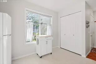 10900 SW 76th Pl, Portland, OR 97223 - Photo 11