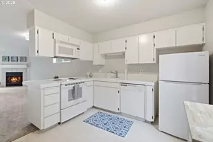 10900 SW 76th Pl, Portland, OR 97223 - Photo 13
