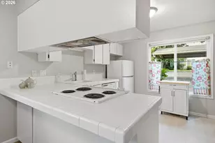 10900 SW 76th Pl, Portland, OR 97223 - Photo 11