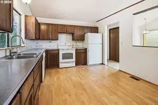 4585 SW Homesteader Rd, Wilsonville, OR 97070 - Photo 9