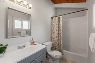19105 Addie St, Gladstone, OR 97027 - Photo 21